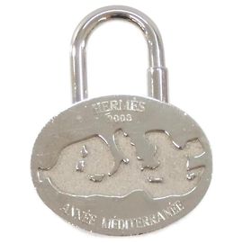 Hermès Hermes LE MEDITERRANEE Porte-clés Gold Doré