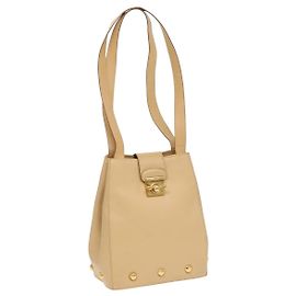 Salvatore Ferragamo Couro Vintage Bege