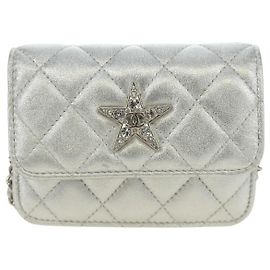 Chanel CC Star Flap Gürtel aus gestepptem Lammleder Silber