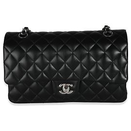 Bolsa Chanel Black Quilted Lambskin Medium Classic Double Flap Preto