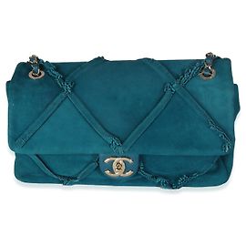 Sac Chanel Flap Medium en peau de chèvre daim bleu sarcelle à franges diamant Bleu