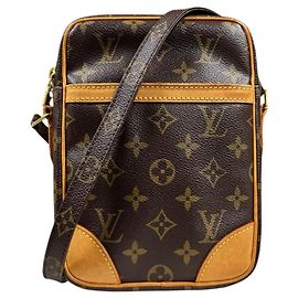 Bolsa de Ombro Louis Vuitton Danube Monogram Marrom