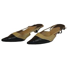 Chanel Two-Tone Leather Slingback Pumps Black Beige