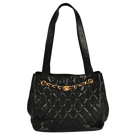 Bolsa de ombro Chanel em couro de vitelo granulado preto Preto