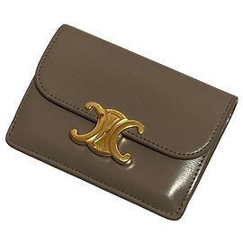 Céline Tarjetero y cartera compacta Celine Triomphe Flap Gris