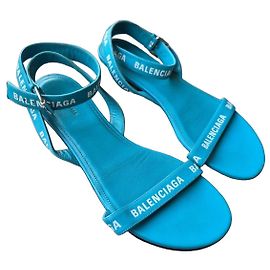 Sandali piatti in pelle blu Balenciaga Blu