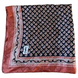 Accessoire Yves Saint Laurent pour Femme en Très bon état Autre