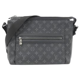 Louis Vuitton Monogram Eclipse Odyssée Messenger PM Negro