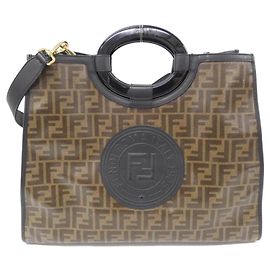 Bolsa Fendi Runaway Shopping Médium Marrom