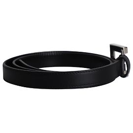 Cinto Saint Laurent com fivela em couro preto Preto