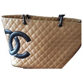 Borsa tote Cambon in pelle trapuntata beige e nero Chanel Nero Beige