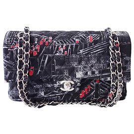 Sac Chanel Classique médium Noir Rouge Multicolore