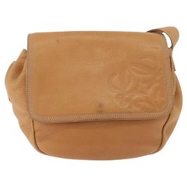 Cuir Anagram Loewe Beige