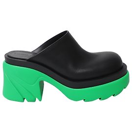 Mules Flash Platform em couro de bezerro preto Bottega Veneta Preto