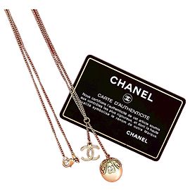 Collana Coco Mark con perle Chanel D'oro