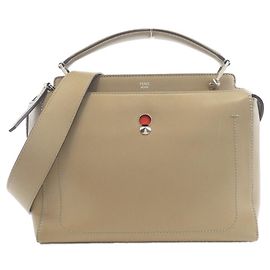 Bolsa Dotcom em couro de bezerro Fendi Bege Outro