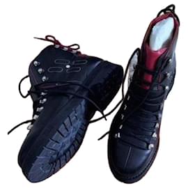 Hermès Pyrénées Herren Stiefeletten aus Kalbsleder Schwarz Rot