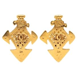 Orecchini vintage Chanel Coco Mark Cross Motif D'oro