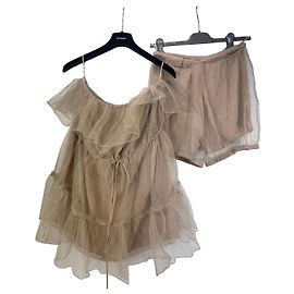 Gucci Conjunto top ombro a ombro e shorts em tule bege Bege