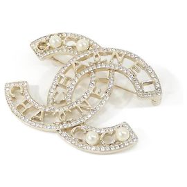 Broche Chanel AB4879 Ouro e Branco Branco Dourado