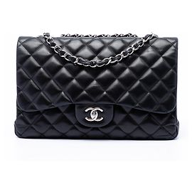 Chanel Black Jumbo Classic Lambskin Single Flap Nero