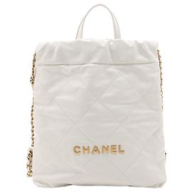 Zaino Chanel 22 in pelle di vitello lucida bianca Chanel Bianco