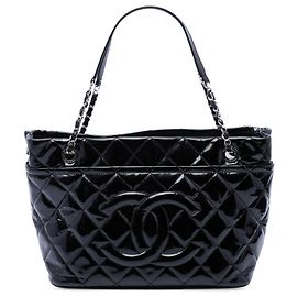 Chanel Black CC Quilted Patent Timeless Soft Tote Schwarz