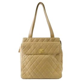 Chanel Schultertasche aus Lammleder Braun Beige