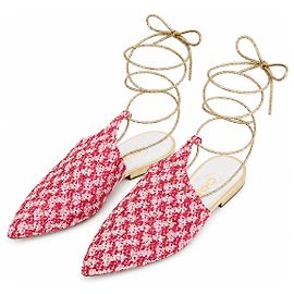 Mules in tweed rosa Chanel Resort 2015 Runway con lacci Rosso D'oro