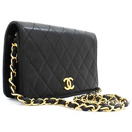 CHANEL Bolsa de Ombro Small Full Flap com Corrente Clutch Matelassê Preta Preto