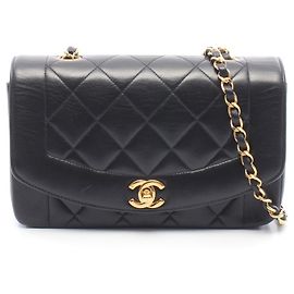 Borsa Chanel Matelassé Diana Flap Nero