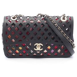 Borsa a tracolla Chanel in agnello nero traforato Nero