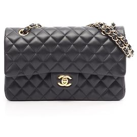 Borsa a tracolla Chanel Matelassé Double Flap Nero