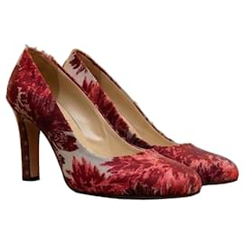 Max Mara Patterned Fabric Pumps Multiple colors