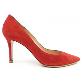 Autre Marque Gianvito Rossi Leather Pumps Red