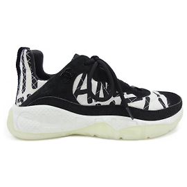 Baskets Chanel Graphic Logo Nylon Suede Noir Blanc