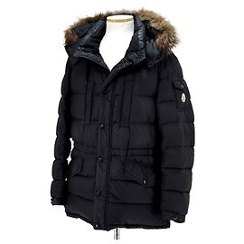 Jaqueta acolchoada Moncler Riviere com capuz Preto Preto