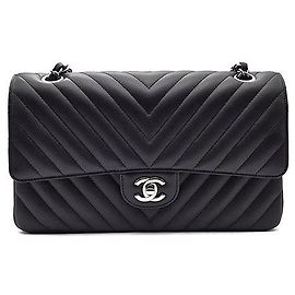 Chanel Chevron Classic in agnello Nero