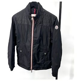 Moncler Giacca a vento nera Nero