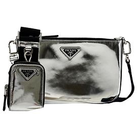 Prada Bolsa transversal de couro prata escovada Prata