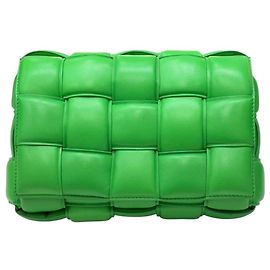 Bottega Veneta Bolsa Cassette de couro acolchoado Racing Green Verde