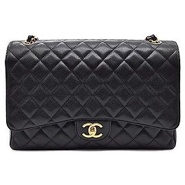 Chanel Caviar Classic Maxi Noir