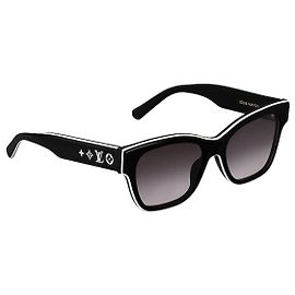 Louis Vuitton Square Sunglasses Model White