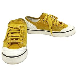 Chanel Wildleder-Sneaker Gelb