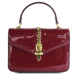 Gucci Borsa Silvie Mini Top Handle in vernice Rosso