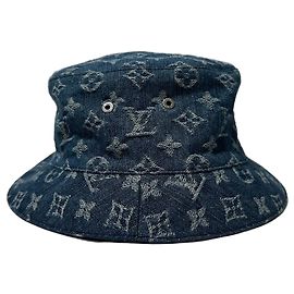 Louis Vuitton Gorra Bucket Monogram Essential Multicolor