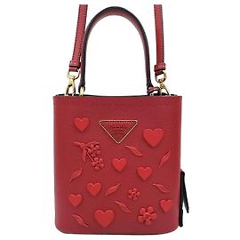 Prada Petit panier en cuir Saffiano en forme de cœur Rouge