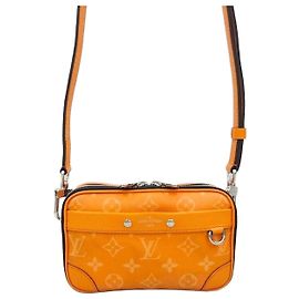 Louis Vuitton Bolsa Transversal Nano Monogram Multicor