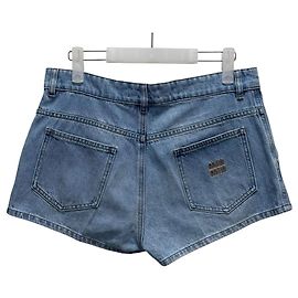 Miu Miu Pantalones cortos de denim Azul