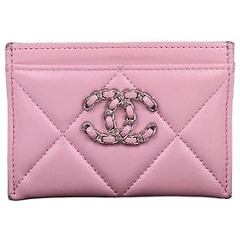 Chanel Rosa Kartenetui mit silbernem Logo Pink